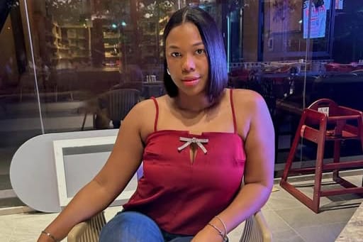 Familiares de Dahiana Patiño denuncian no haberla encontrado tras ser reportada como rescatada en colapso de Jet Set 26