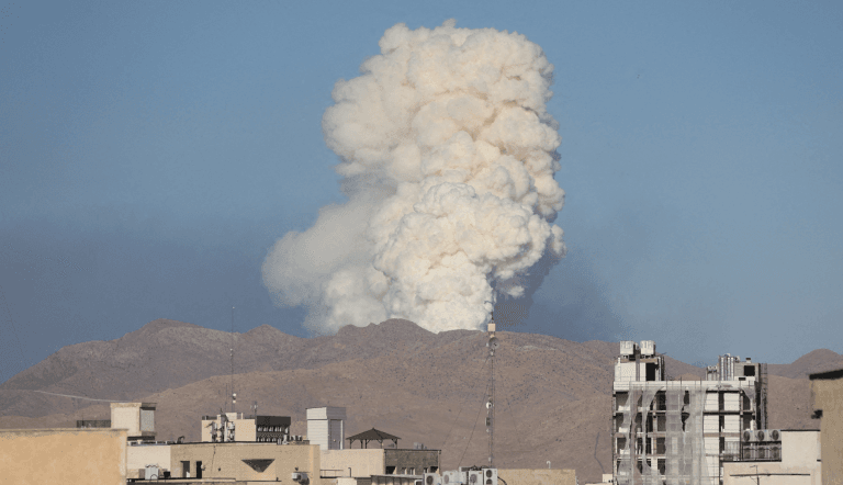 Estados Unidos bombardea instalaciones nucleares de Irán y desata nuevas tensiones en la guerra con Israel 26